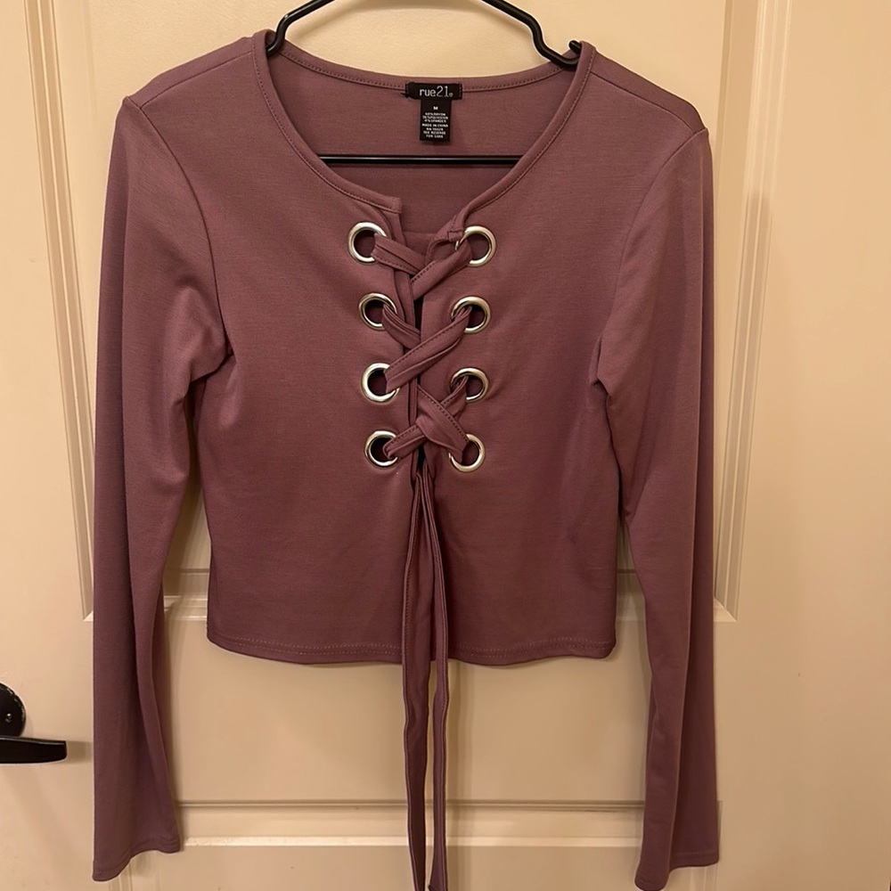 Muave lace down top